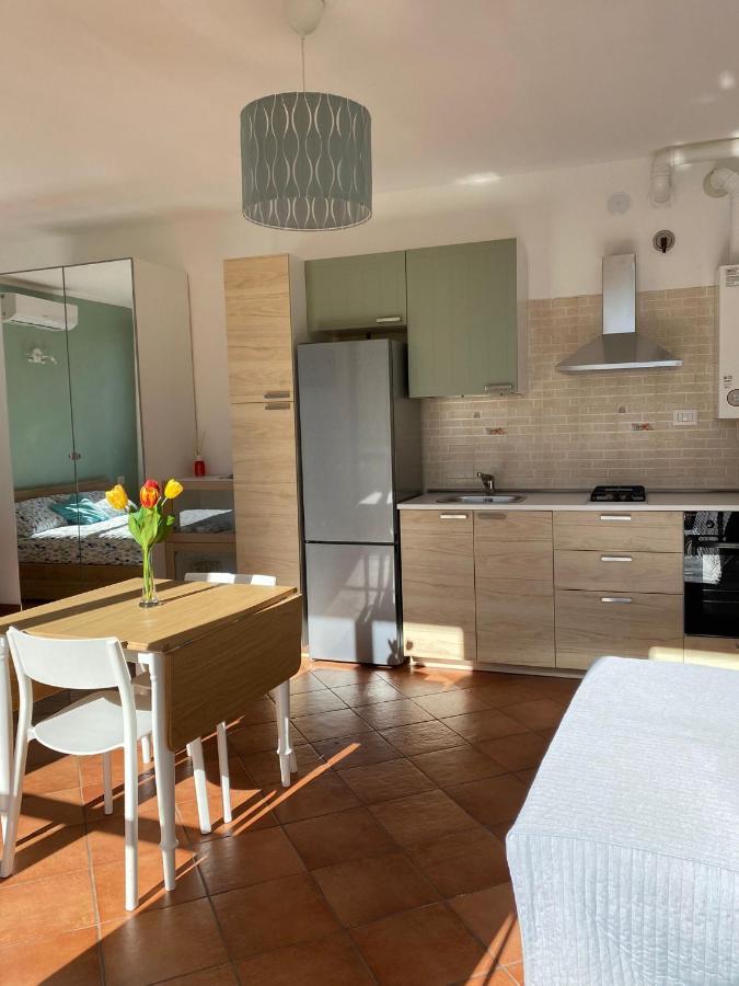 Apartamento Il Tulipano Trezzano Rosa Exterior foto